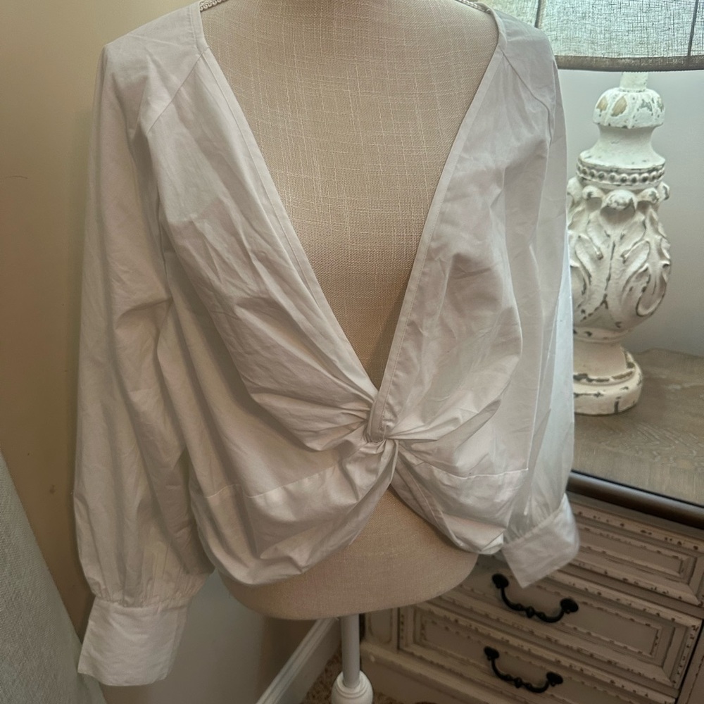Abercrombie & Fitch White Knot Front Blouse